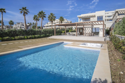 5 Bedroom Detached Villa in New Golden Mile