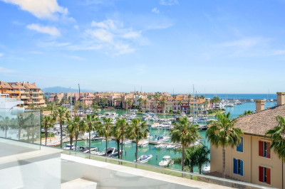 3 Bedroom Penthouse Duplex in Sotogrande Puerto