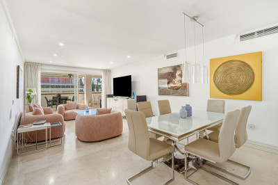 3 Bedroom Middle Floor Apartment in The Golden Mile - Image 2