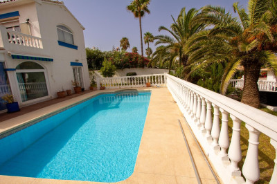 5 Bedroom Bungalow in Mijas Costa - Image 2