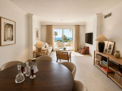 2 Bedroom Middle Floor Apartment in The Golden Mile - Image 4