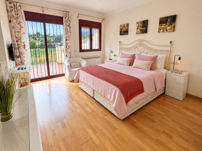 3 Bedroom Townhouse in Nueva Andalucía - Image 5