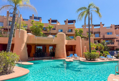 4 Bedroom Townhouse in Riviera del Sol