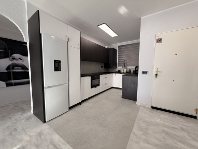 2 Bedroom Middle Floor Apartment in Reserva de Marbella - Image 2
