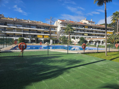 1 Bedroom Penthouse in The Golden Mile - Image 1