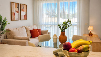 2 Bedroom Middle Floor Apartment in San Luis de Sabinillas - Image 5