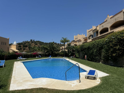 3 Bedroom Middle Floor Apartment in Elviria