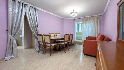 1 Bedroom Middle Floor Apartment in Calahonda - Image 3
