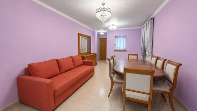 1 Bedroom Middle Floor Apartment in Calahonda - Image 5