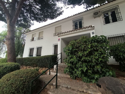 4 Bedroom Ground Floor Apartment in Nagüeles - Image 1