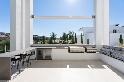 5 Bedroom Detached Villa in Los Flamingos - Image 5