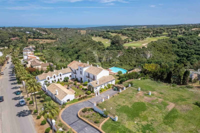 7 Bedroom Detached Villa in Sotogrande Alto - Image 2