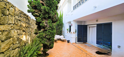 2 Bedroom Ground Floor Apartment in Elviria - Image 2