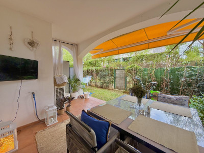 2 Bedroom Ground Floor Apartment in The Golden Mile - Image 2
