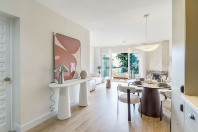 2 Bedroom Top Floor Apartment in Miraflores - Image 1