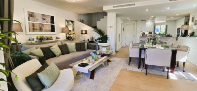 3 Bedroom Semi-Detached House in Mijas Costa - Image 4