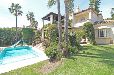 7 Bedroom Detached Villa in Bahía de Marbella - Image 1