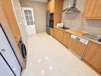 3 Bedroom Ground Floor Apartment in La Duquesa - Image 5