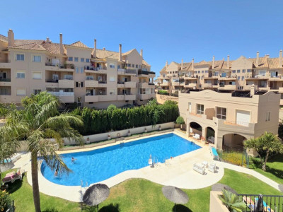 3 Bedroom Penthouse Duplex in La Duquesa - Image 1