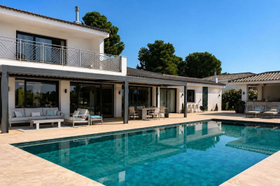 5 Bedroom Detached Villa in Sotogrande - Image 2