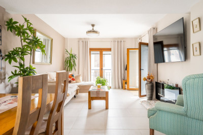 3 Bedroom Penthouse Duplex in La Duquesa - Image 2