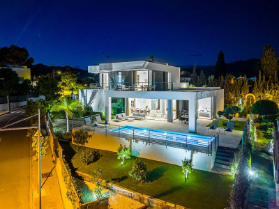 3 Bedroom Detached Villa in Cancelada - Image 3