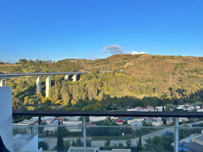 1 Bedroom Middle Floor Apartment in Selwo