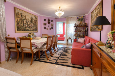 1 Bedroom Middle Floor Apartment in Mijas - Image 3