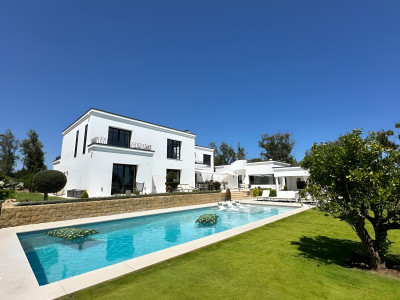 6 Bedroom Detached Villa in Sotogrande - Image 2