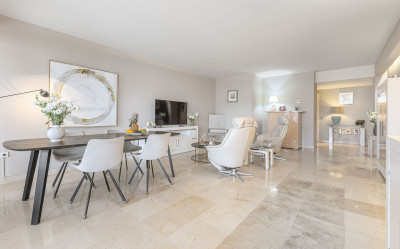 2 Bedroom Middle Floor Apartment in Miraflores - Image 4