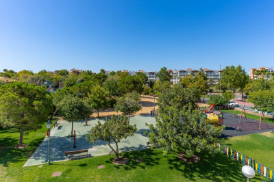2 Bedroom Middle Floor Apartment in Benalmadena Pueblo - Image 5