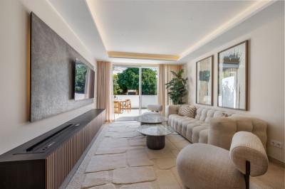3 Bedroom Ground Floor Apartment in Nueva Andalucía - Image 5