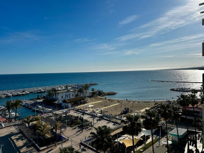 3 Bedroom Middle Floor Apartment in Marbella - Image 1