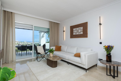 3 Bedroom Penthouse in La Quinta - Image 1