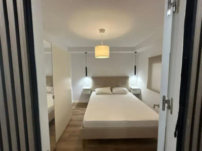 3 Bedroom Middle Floor Apartment in Estepona - Image 5