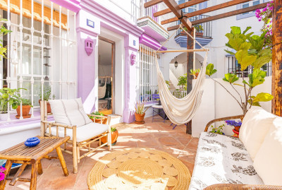 2 Bedroom Townhouse in Benahavís - Image 4