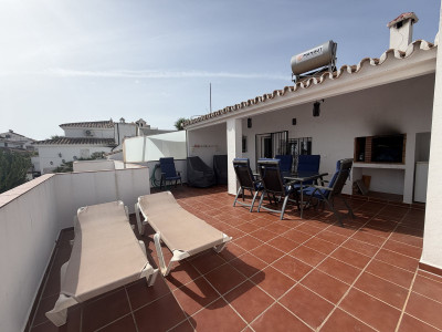 3 Bedroom Semi-Detached House in La Duquesa - Image 3
