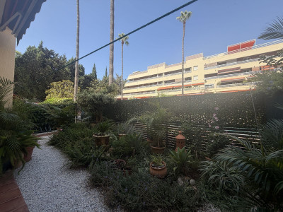 3 Bedroom Ground Floor Apartment in Marbella - Image 4