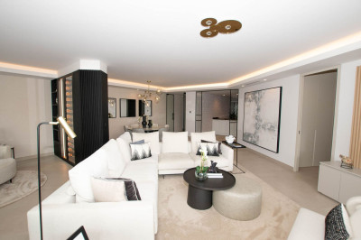 3 Bedroom Middle Floor Apartment in Puerto Banús - Image 3