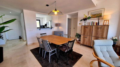 2 Bedroom Middle Floor Apartment in Casares Playa - Image 3
