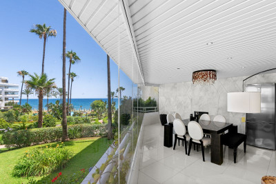 4 Bedroom Ground Floor Apartment in Marbella - Image 3