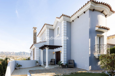 6 Bedroom Townhouse in Mijas