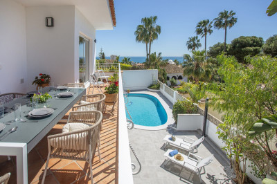 3 Bedroom Detached Villa in Riviera del Sol - Image 2