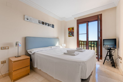 2 Bedroom Middle Floor Apartment in Atalaya - Image 5