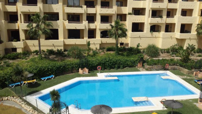 2 Bedroom Penthouse in La Duquesa - Image 4