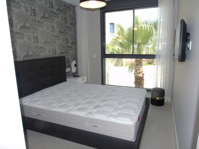3 Bedroom Penthouse in Marbella - Image 4