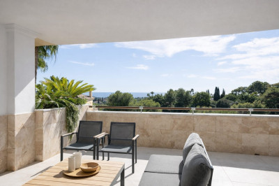 2 Bedroom Ground Floor Apartment in Marbella - Image 2
