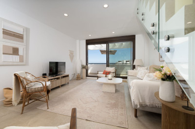 3 Bedroom Penthouse Duplex in Estepona - Image 4