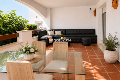 2 Bedroom Ground Floor Apartment in Nueva Andalucía