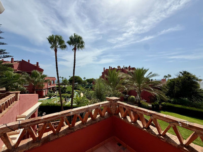 4 Bedroom Penthouse Duplex in Elviria - Image 5